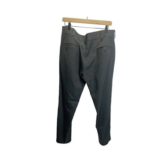 HAGGAR 365 Modern Flex Men’s SZ 38x30 Active Slim Straight Gray Chino Pants - Picture 3 of 5